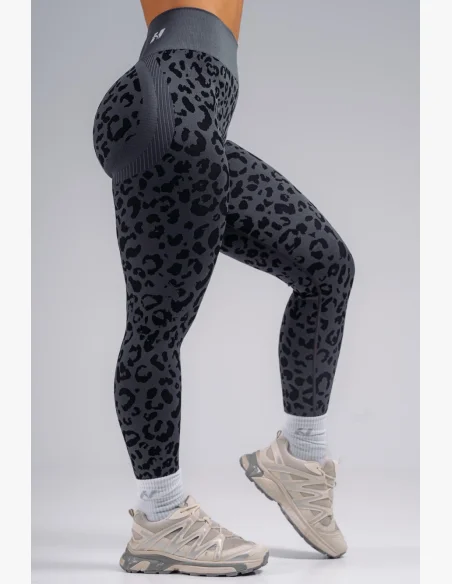 NEBBIA Kompresní push-up legíny s leopardím vzorem PRIMAL černé
