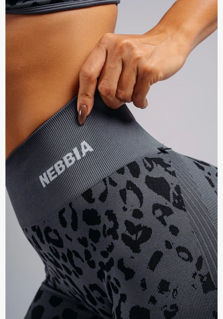 NEBBIA Kompresní push-up legíny s leopardím vzorem PRIMAL černé