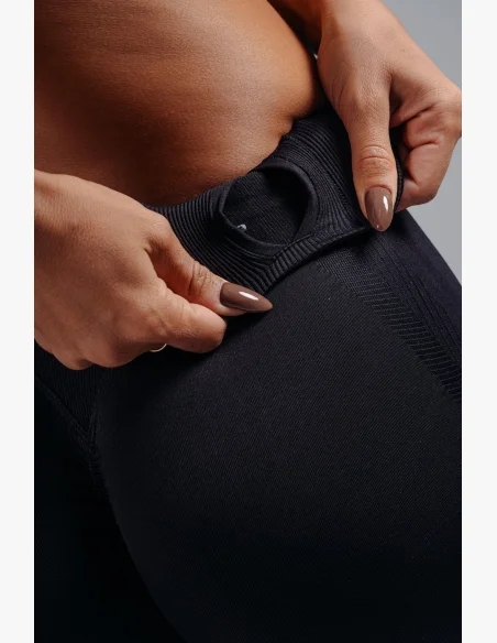 NEBBIA High-waist extra push-up legíny PRIMAL černé