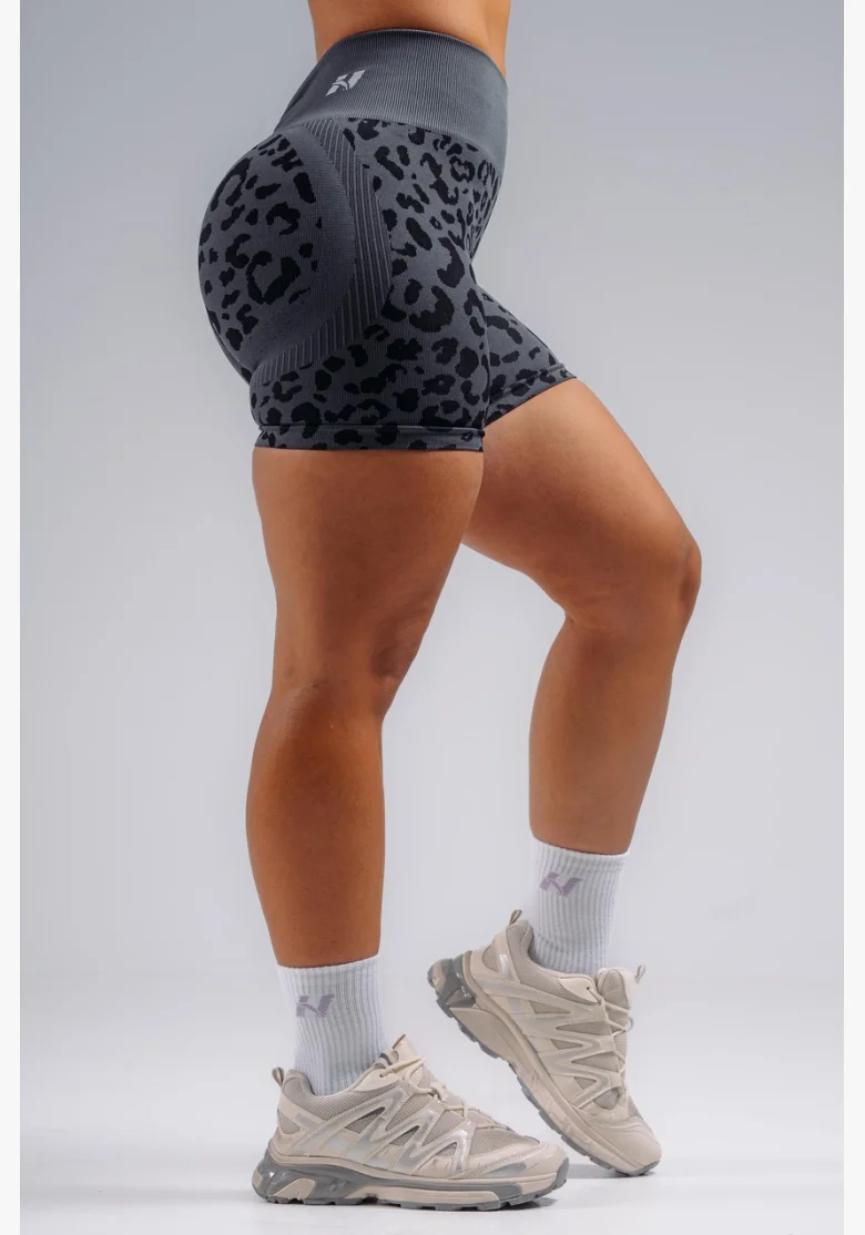 NEBBIA Kompresní push-up šortky s leopardím vzorem PRIMAL černé