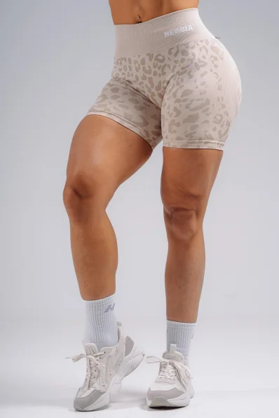 NEBBIA Kompresní push-up šortky s leopardím vzorem PRIMAL krémové 2