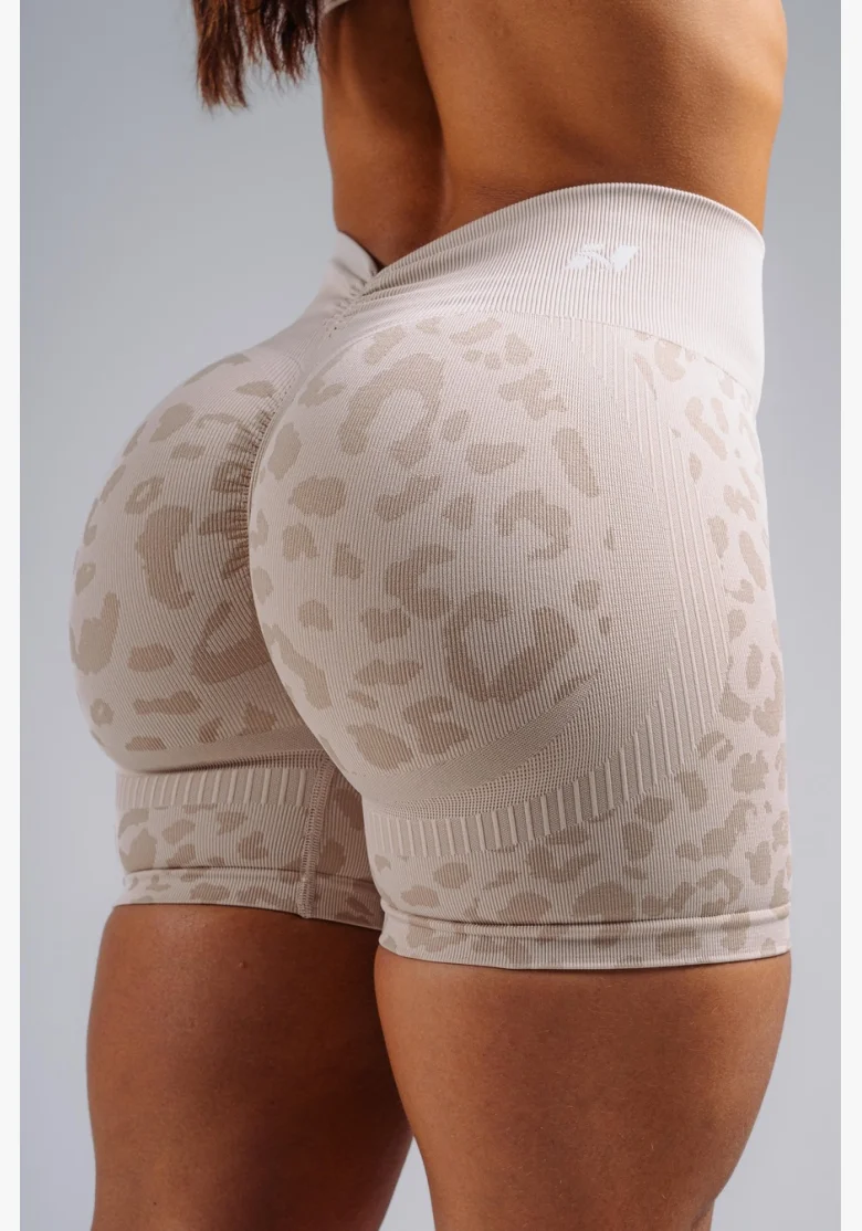 NEBBIA Kompresní push-up šortky s leopardím vzorem PRIMAL krémové