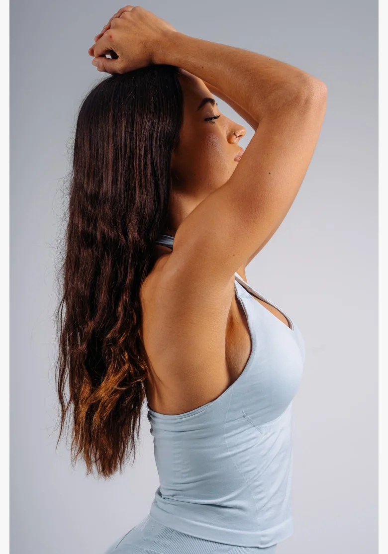 NEBBIA Halter top s vestavěnou podprsenkou PRIMAL modrý
