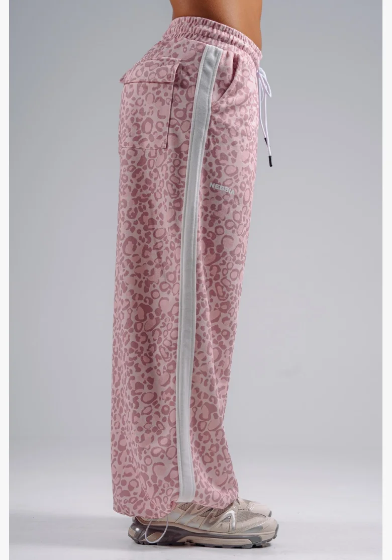 NEBBIA Baggy tepláky s leopardím vzorem PRIMAL růžové