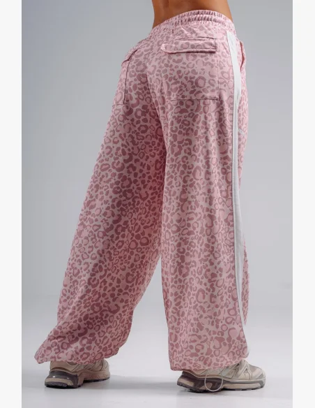 NEBBIA Baggy tepláky s leopardím vzorem PRIMAL růžové