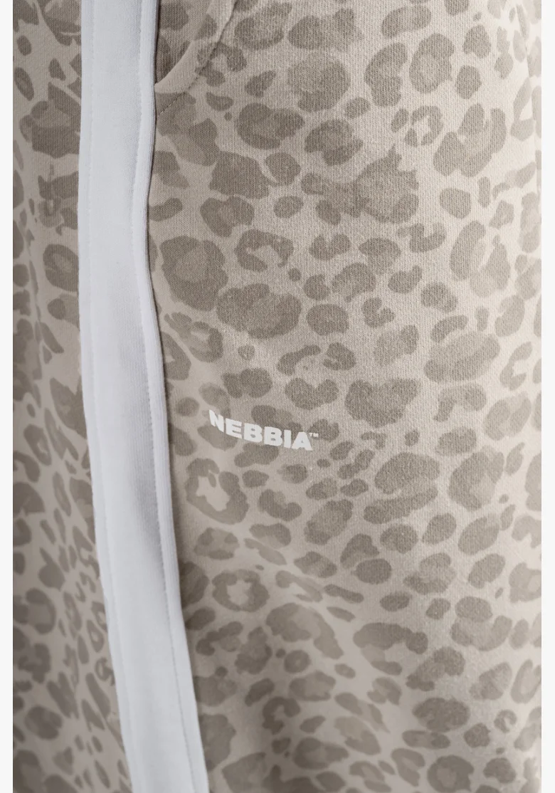 NEBBIA Baggy tepláky s leopardím vzorem PRIMAL krémové