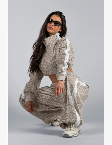 NEBBIA Baggy tepláky s leopardím vzorem PRIMAL krémové