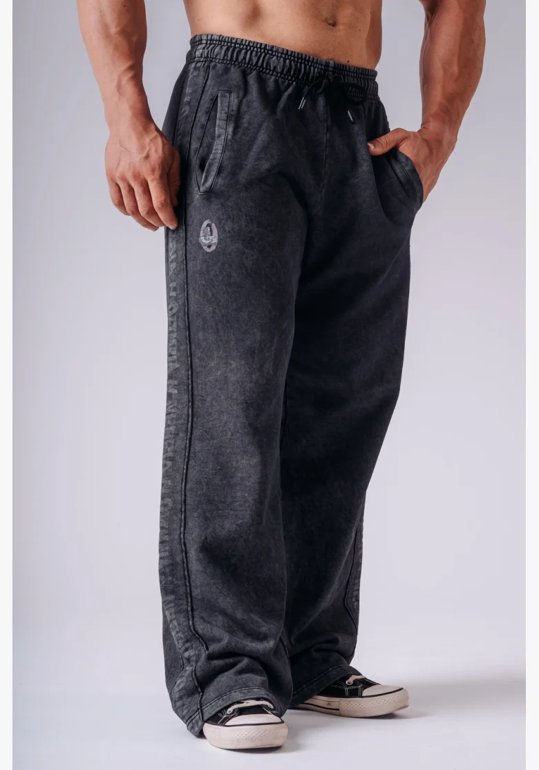 NEBBIA x Olympia volné tepláky dark grey