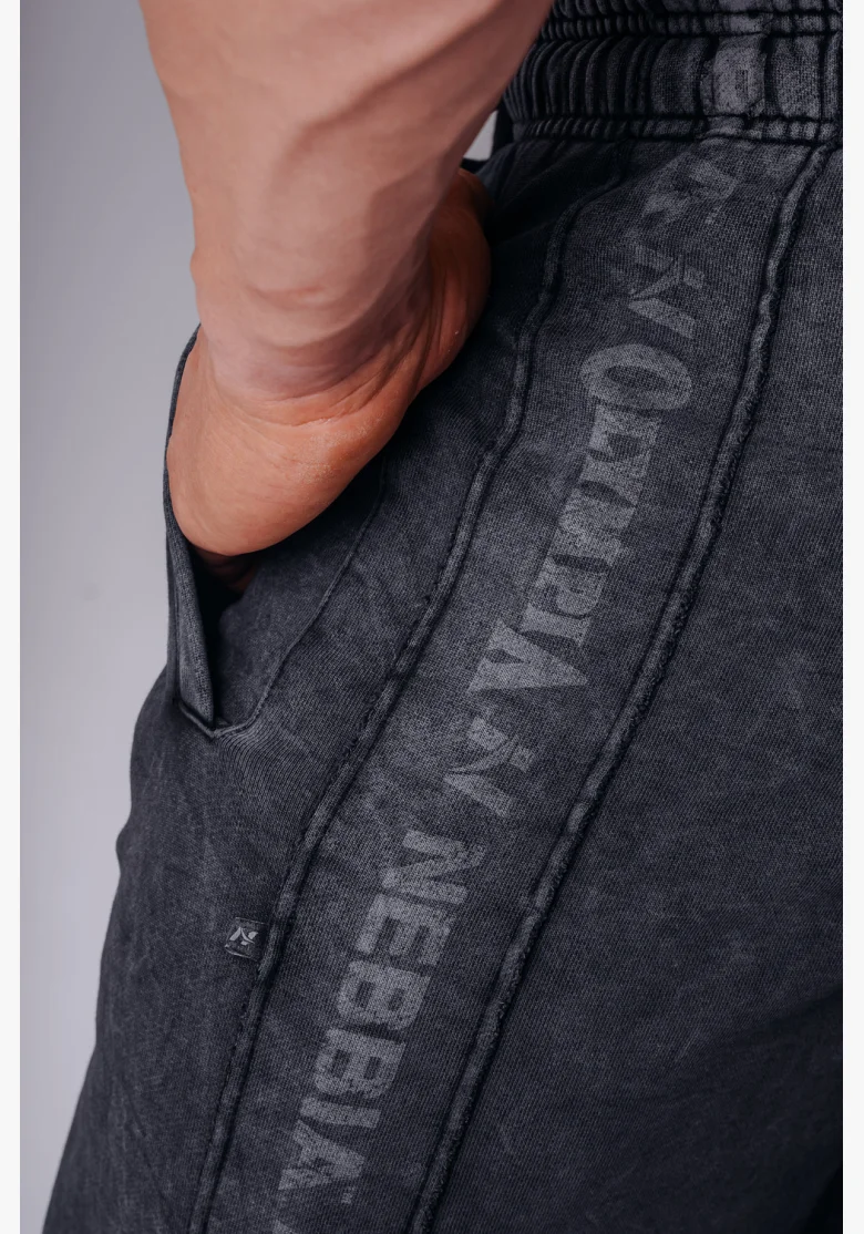 NEBBIA x Olympia volné tepláky dark grey