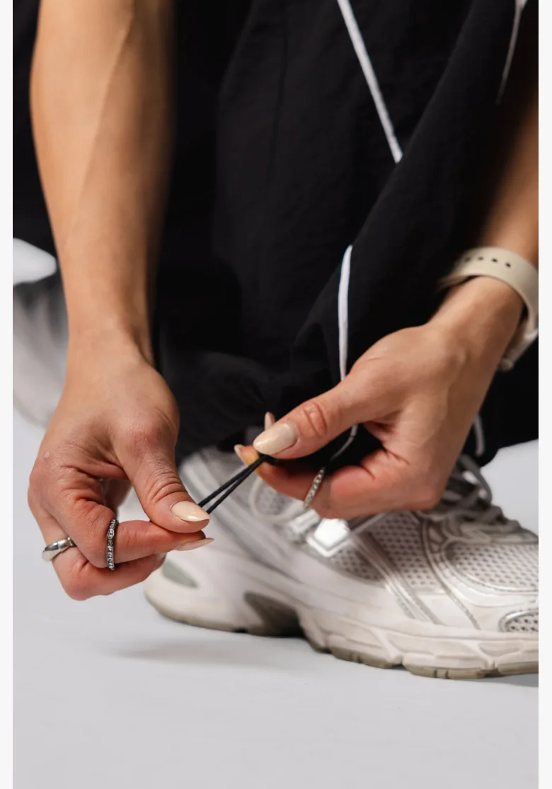 NEBBIA Dámské šusťákové "parachute" kalhoty BLOCK 97 černé
