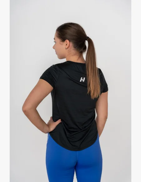 NEBBIA • FIT Activewear tričko “Airy” s reflexním logem • NEBBIAshop.cz