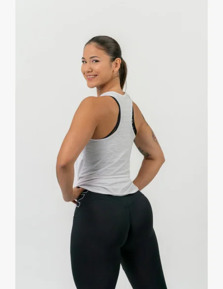 NEBBIA • FIT Activewear tílko “Airy” s reflexním logem • NEBBIAshop.cz