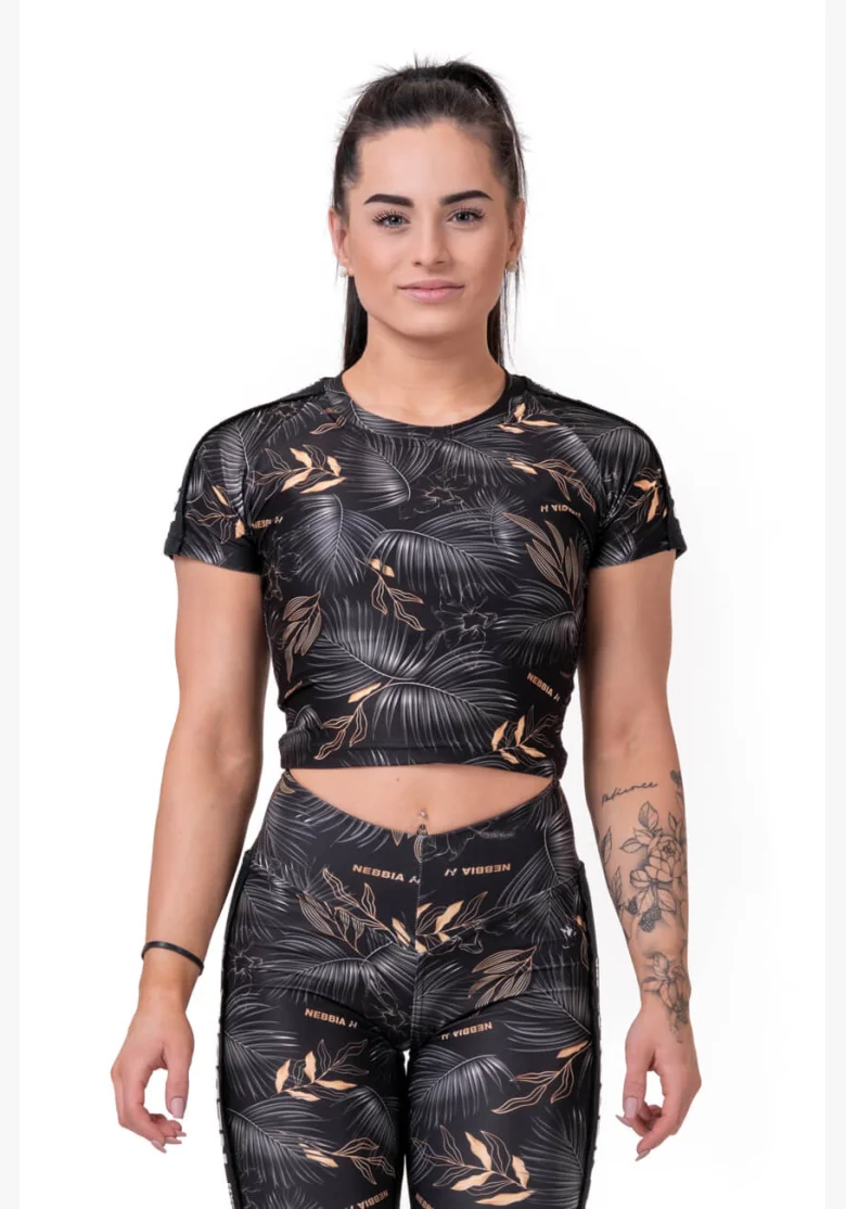 NEBBIA • Crop Top Active Black • NEBBIAshop.cz