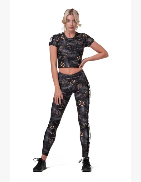 NEBBIA • Crop Top Active Black • NEBBIAshop.cz