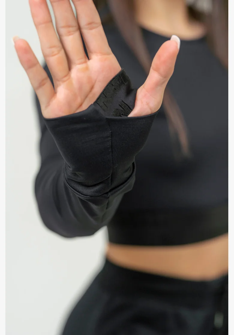 NEBBIA • Dámský crop top s dlouhým rukávem NEBBIA INTENSE Perform • NEBBIAshop.cz