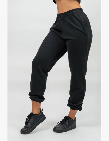 NEBBIA • Sportovní volné tepláky GYM TIME černa • Nebshop.cz