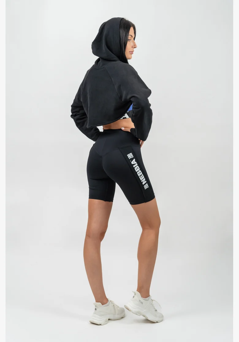 NEBBIA • Crop mikina s dlouhým rukávem a kapucí GYM TIME černá • Nebshop.cz