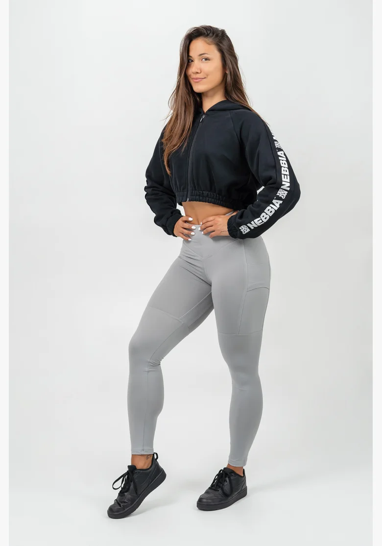 NEBBIA • Crop mikina s kapucí ICONIC černá • Nebshop.cz