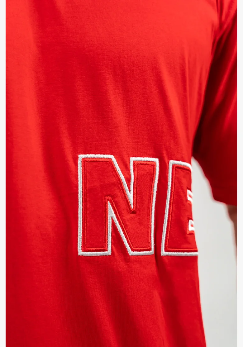 NEBBIA • Triko s krátkým rukávem DEDICATION červená • Nebshop.cz