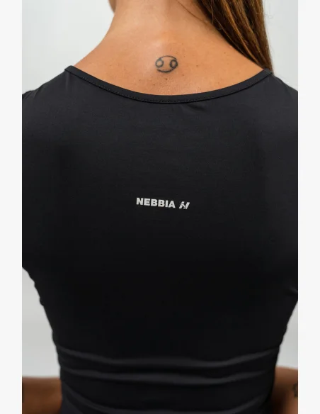NEBBIA • Crop top tílko CONFIDENCE černá • NebShop.cz