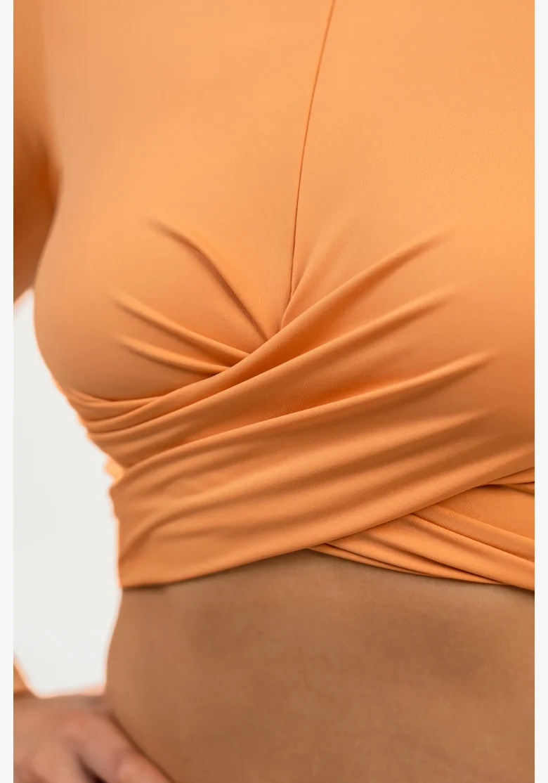 NEBBIA • Crop top s dlouhým rukávem ELEVATED oranžová • NebShop.cz