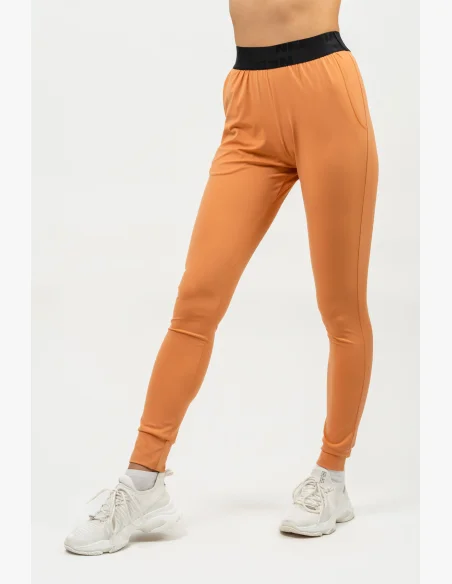 NEBBIA • Slim fit legíny s kapsami GYM SPIRIT oranžová • Nebshop.cz