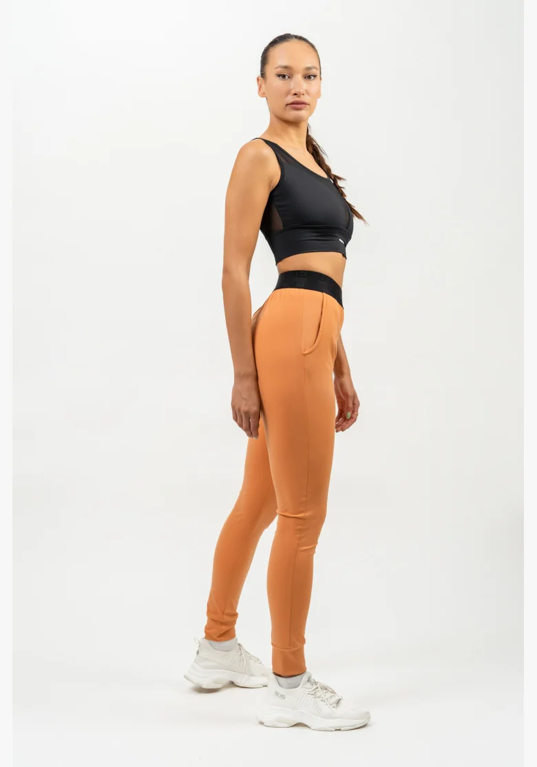 NEBBIA • Slim fit legíny s kapsami GYM SPIRIT oranžová • Nebshop.cz