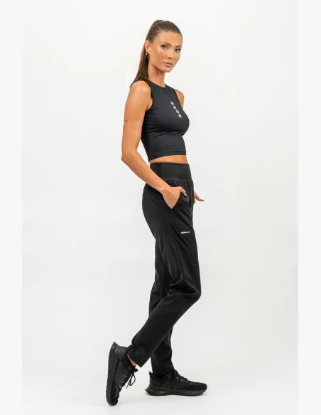NEBBIA • Slim fit legíny s kapsami SLEEK černá • Nebshop.cz