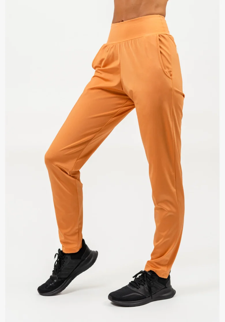 NEBBIA • Slim fit legíny s kapsami SLEEK oranžová • Nebshop.cz