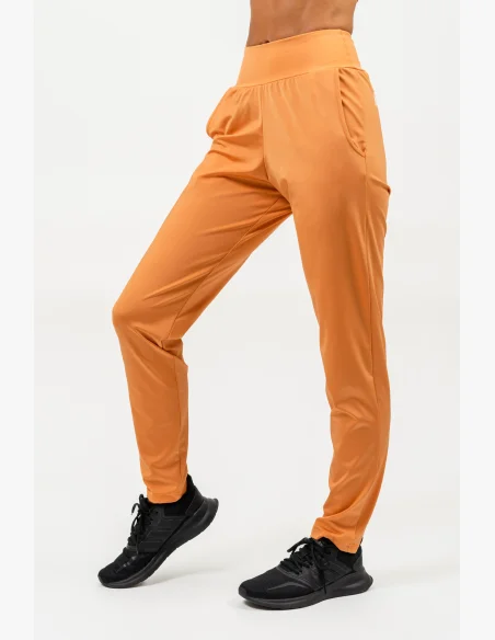 NEBBIA • Slim fit legíny s kapsami SLEEK oranžová • Nebshop.cz