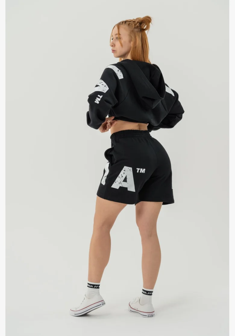 NEBBIA • Crop top mikina MUSCLE MOMMY • Nebshop.cz