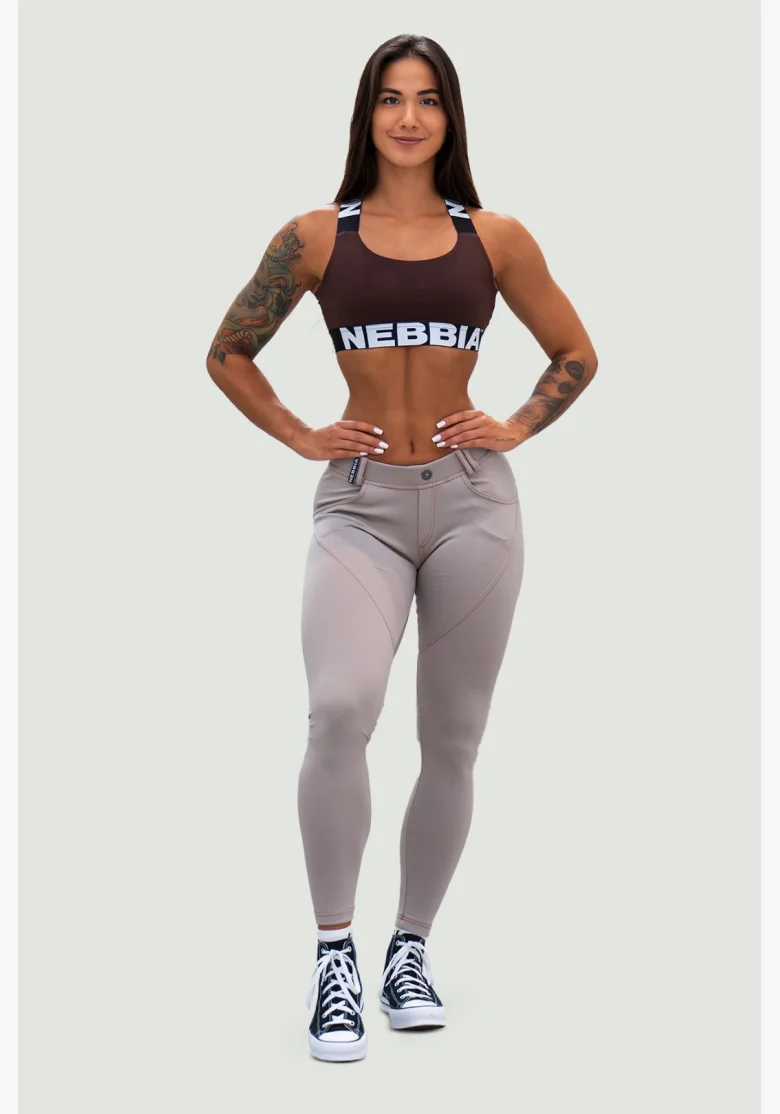 NEBBIA • NEBBIA Sportovní podprsenka se střední oporou ICONIC hnědá • Nebshop.cz
