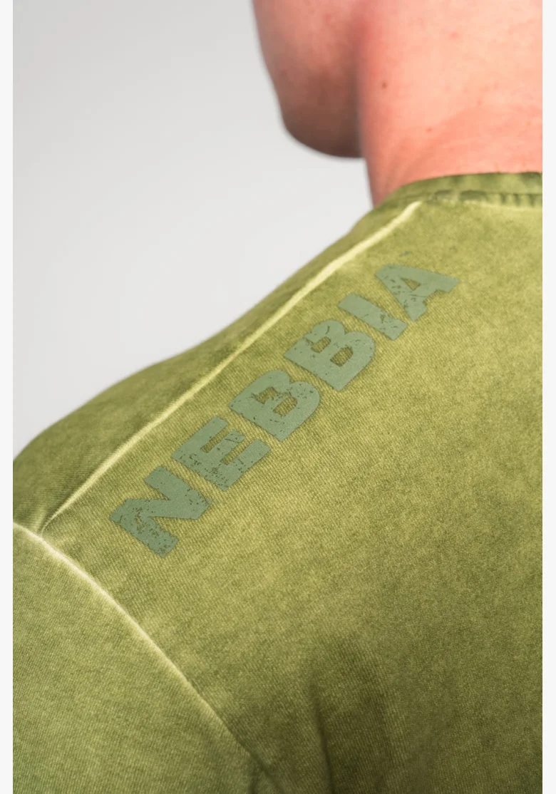 NEBBIA • NEBBIA Washed-off oversized tričko HERITAGE zelené • Nebshop.cz