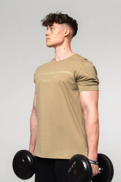NEBBIA • NEBBIA Muscle fit tričko FLEXIN' zelené • Nebshop.cz 2