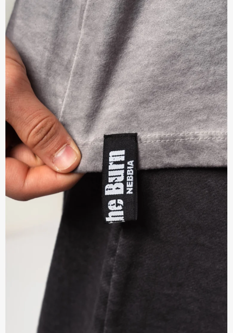 NEBBIA • NEBBIA Washed-off oversized tílko MAX OUT šedé • Nebshop.cz