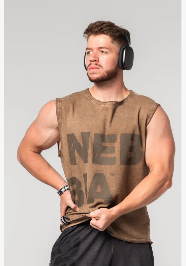 NEBBIA • NEBBIA Washed-off mikina bez rukávů BEASTIN' hnědá • Nebshop.cz