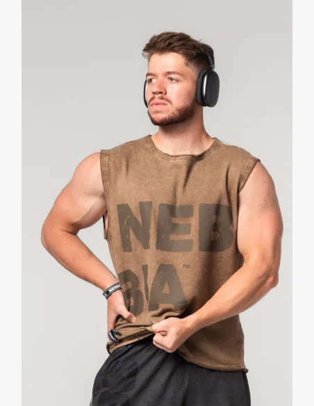 NEBBIA • NEBBIA Washed-off mikina bez rukávů BEASTIN' hnědá • Nebshop.cz