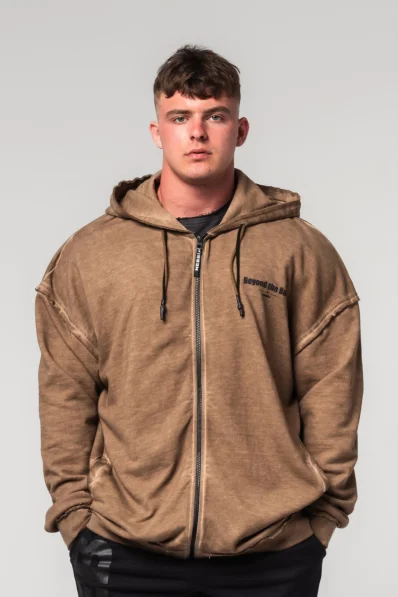 NEBBIA • NEBBIA Washed-off mikina na zip GYM BRO hnědá • Nebshop.cz