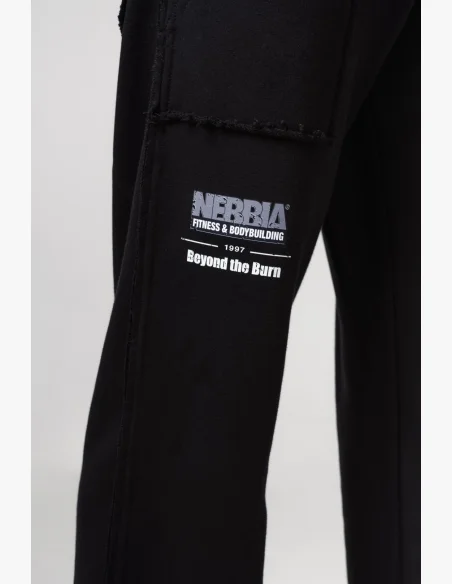 NEBBIA • NEBBIA Tepláky s kapsami NO SHORTCUTS černé • Nebshop.cz