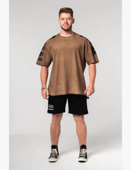NEBBIA • NEBBIA Washed-off oversized tričko LIFTING CLUB hnědé • Nebshop.cz