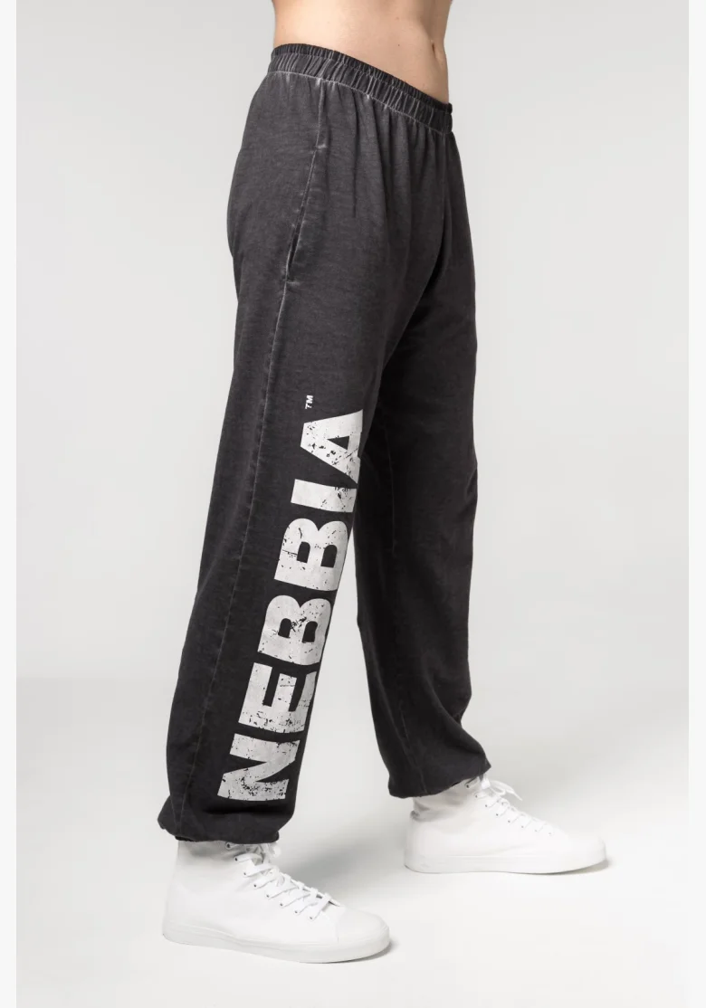 NEBBIA • NEBBIA Washed-off volné baggy tepláky s kapsami GYM BRO černé • Nebshop.cz