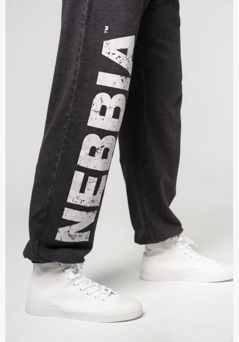 NEBBIA • NEBBIA Washed-off volné baggy tepláky s kapsami GYM BRO černé • Nebshop.cz