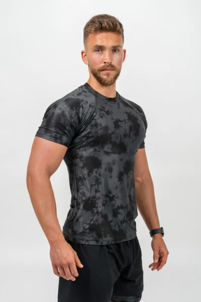 NEBBIA • NEBBIA Kompresní Camouflage Tričko FUNCTION černé • Nebshop.cz