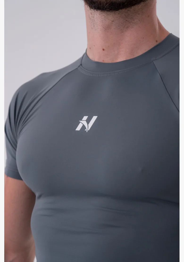 NEBBIA • NEBBIA Funkční Slim-fit tričko šedé • Nebshop.cz