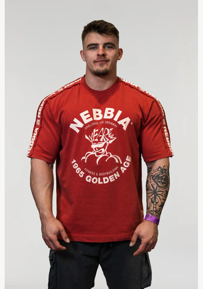 NEBBIA • NEBBIA Washed oversized tričko GOLDEN AGE červené • Nebshop.cz
