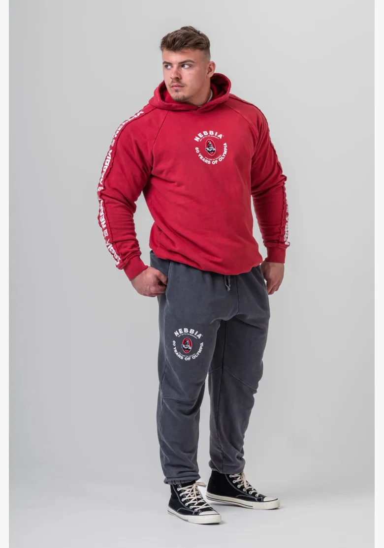 NEBBIA • NEBBIA Washed mikina s kapucí HERITAGE červená • Nebshop.cz