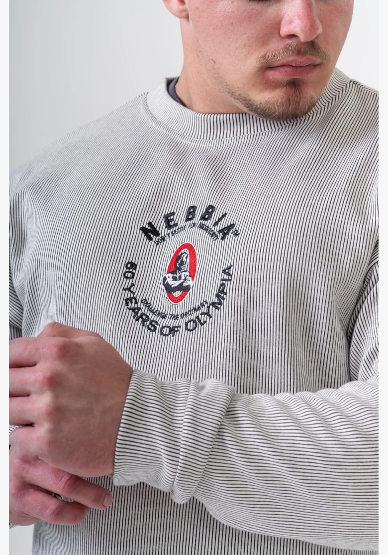 NEBBIA • NEBBIA Oversized mikina bez kapuce SIGNATURE černá • Nebshop.cz