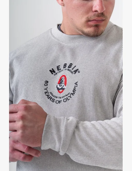 NEBBIA • NEBBIA Oversized mikina bez kapuce SIGNATURE černá • Nebshop.cz