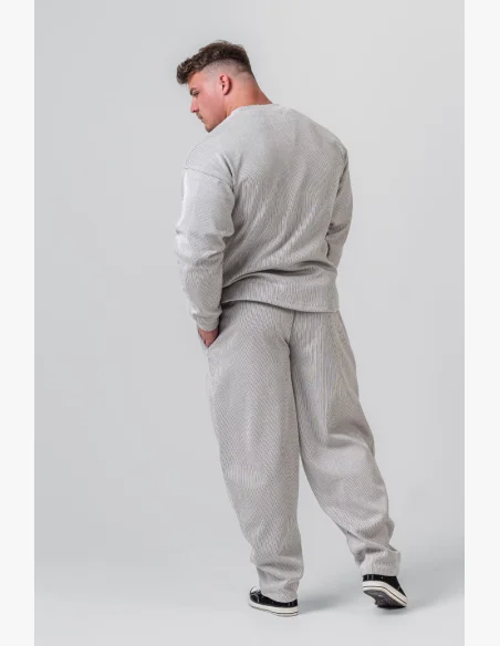 NEBBIA • NEBBIA Oversized mikina bez kapuce SIGNATURE černá • Nebshop.cz