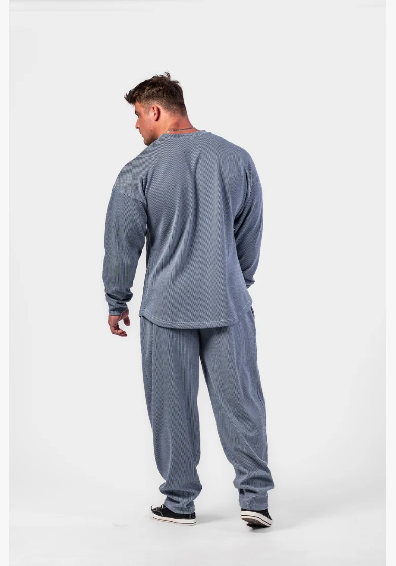NEBBIA • NEBBIA Oversized mikina bez kapuce SIGNATURE modrá • Nebshop.cz